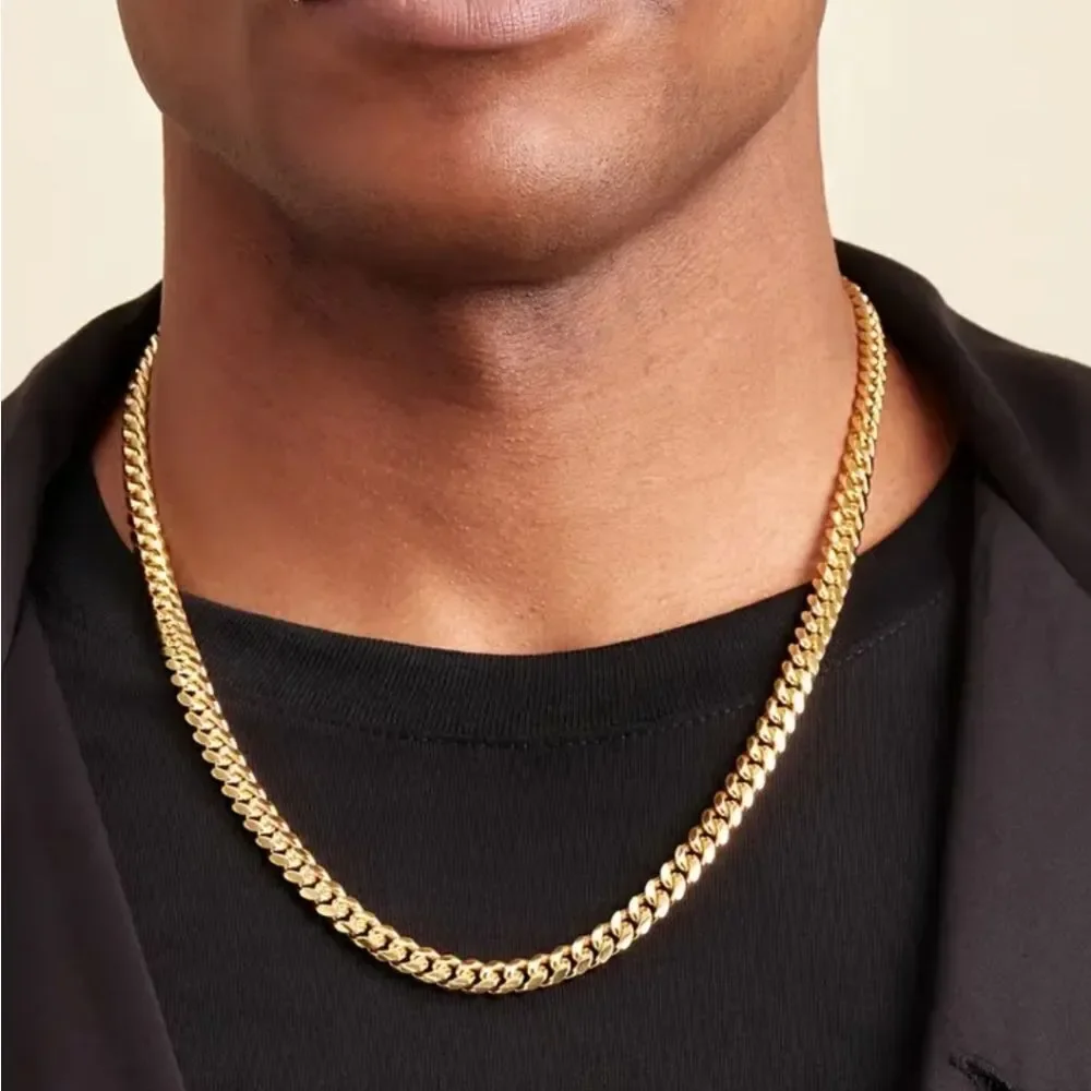 Golden stainless steel necklace 23.62 inches